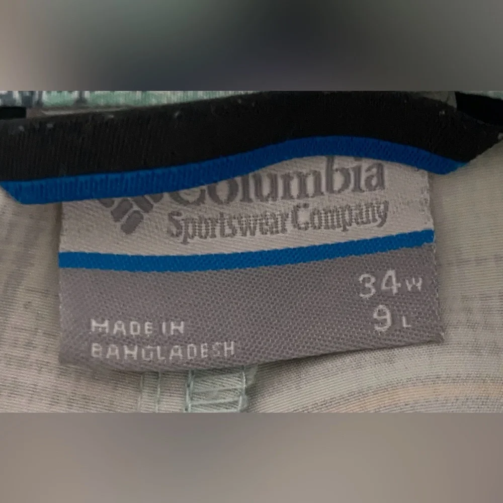 Columbia Aqua and Black Trim Hybrid Shorts
